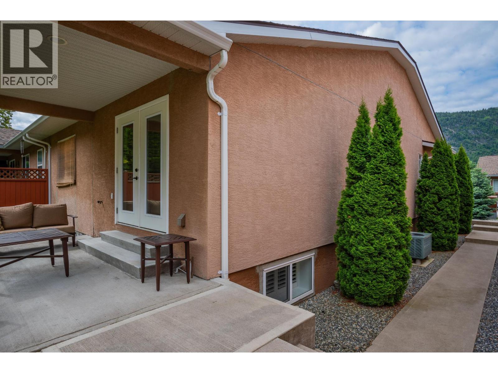 7981 BIRCHWOOD Drive, Trail