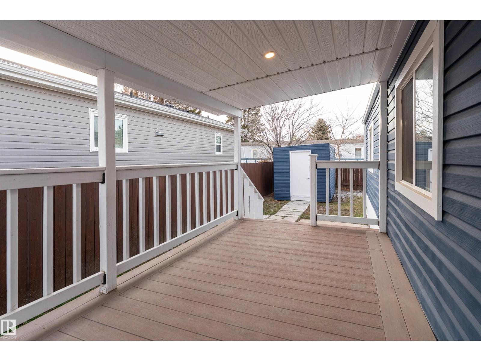 2001 West View GR NW, Edmonton