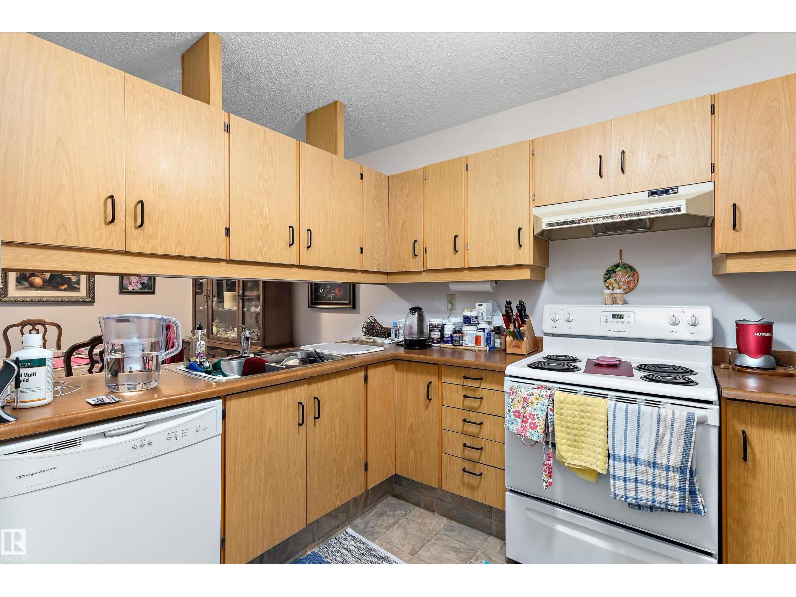 #305 32 ALPINE PL, St. Albert