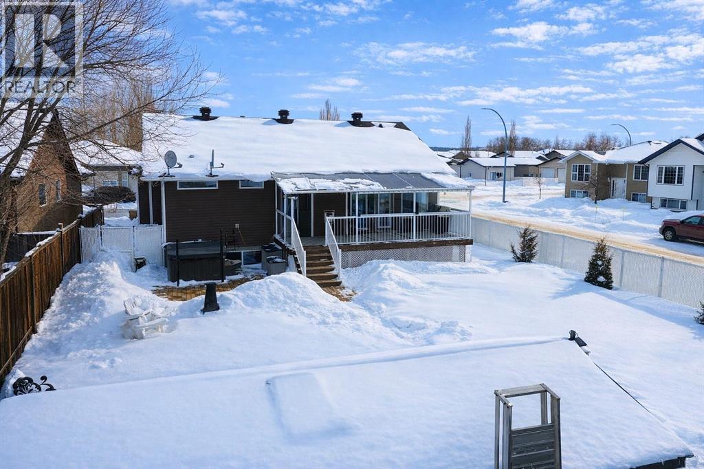 3 Powers Cove - Photo 3 of 37, Whitecourt, Alberta