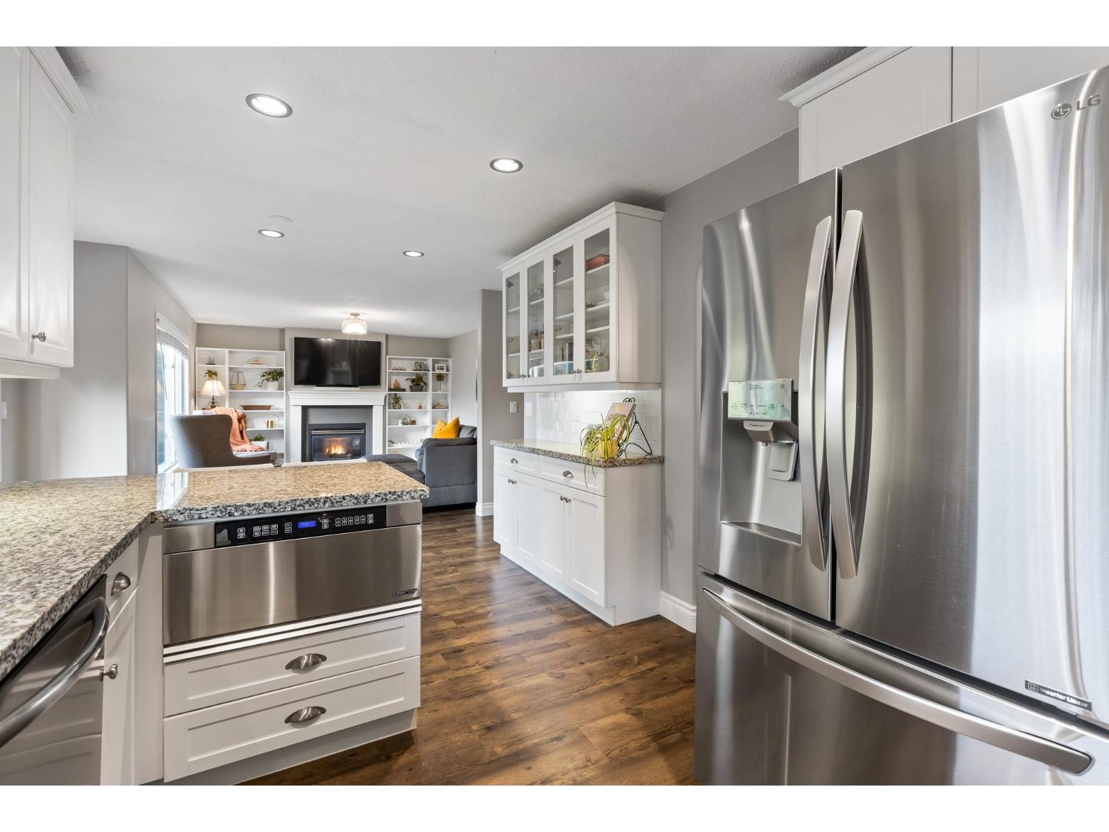 511 COTTONWOOD AVENUE, Harrison Hot Springs, Harrison Hot Springs