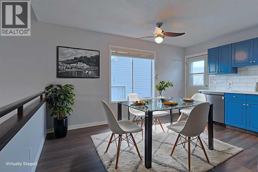 Single Family House Bi-level for Sale in  Sunridge Crescent NW Sunridge Airdrie 