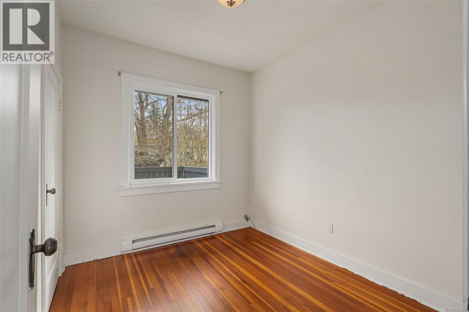  3107 Balfour Avenue, Victoria