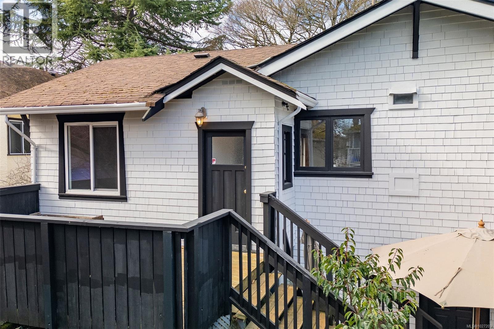  3107 Balfour Avenue, Victoria