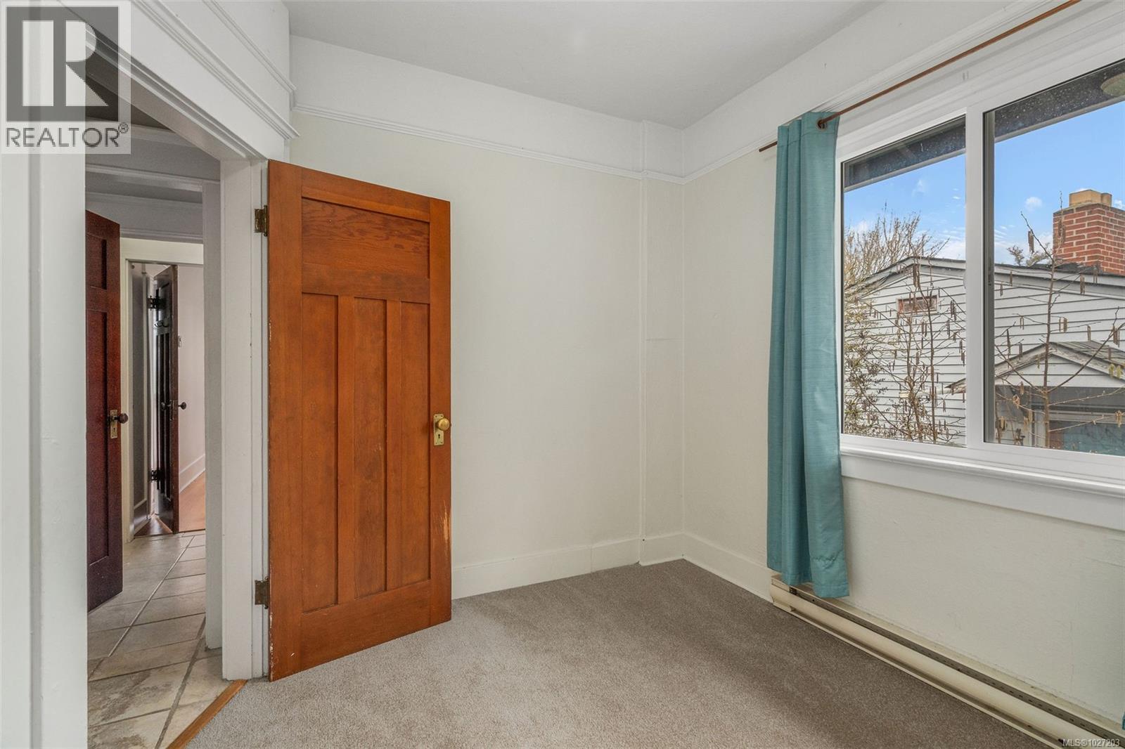  3107 Balfour Avenue, Victoria