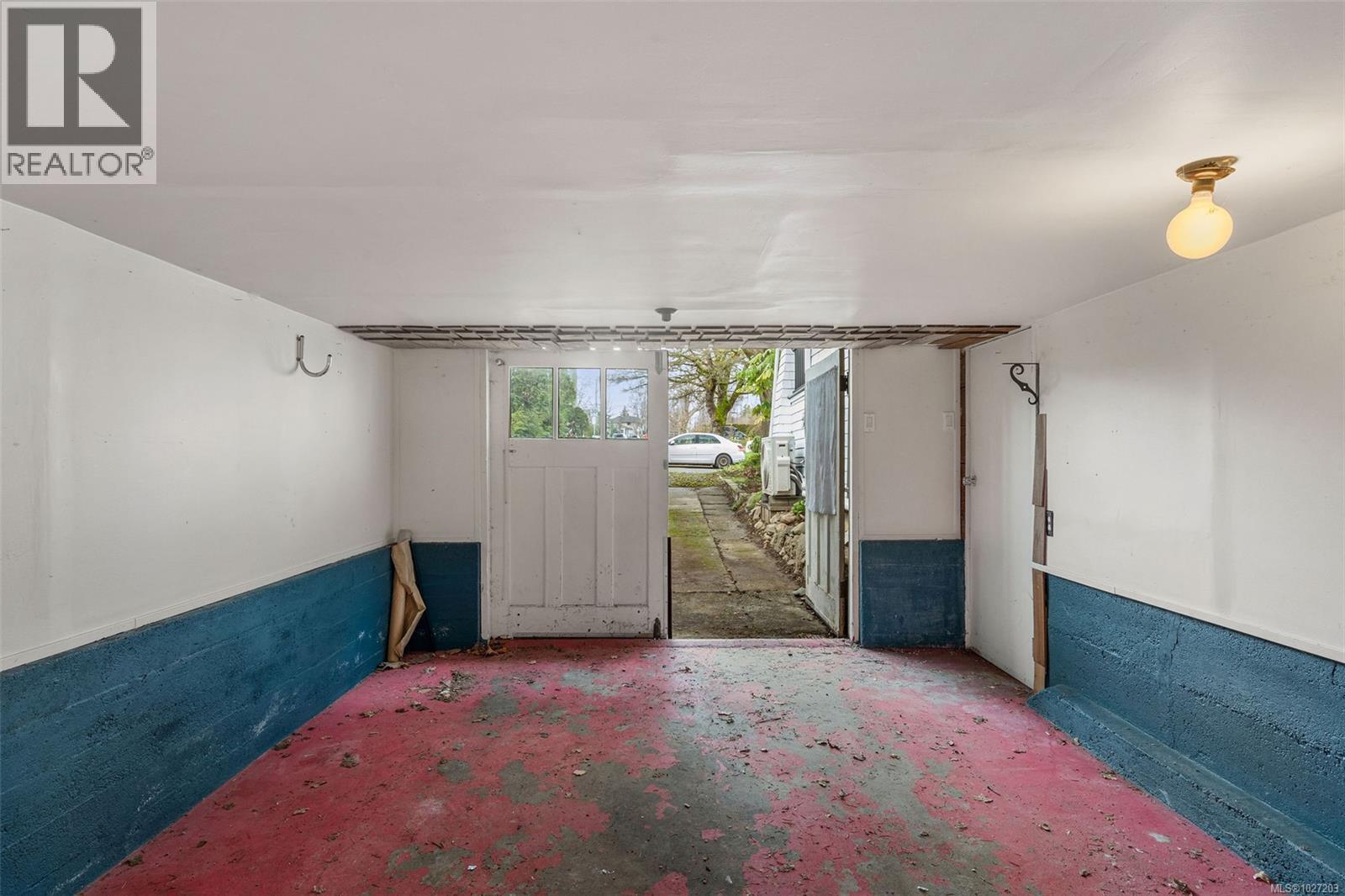  3107 Balfour Avenue, Victoria