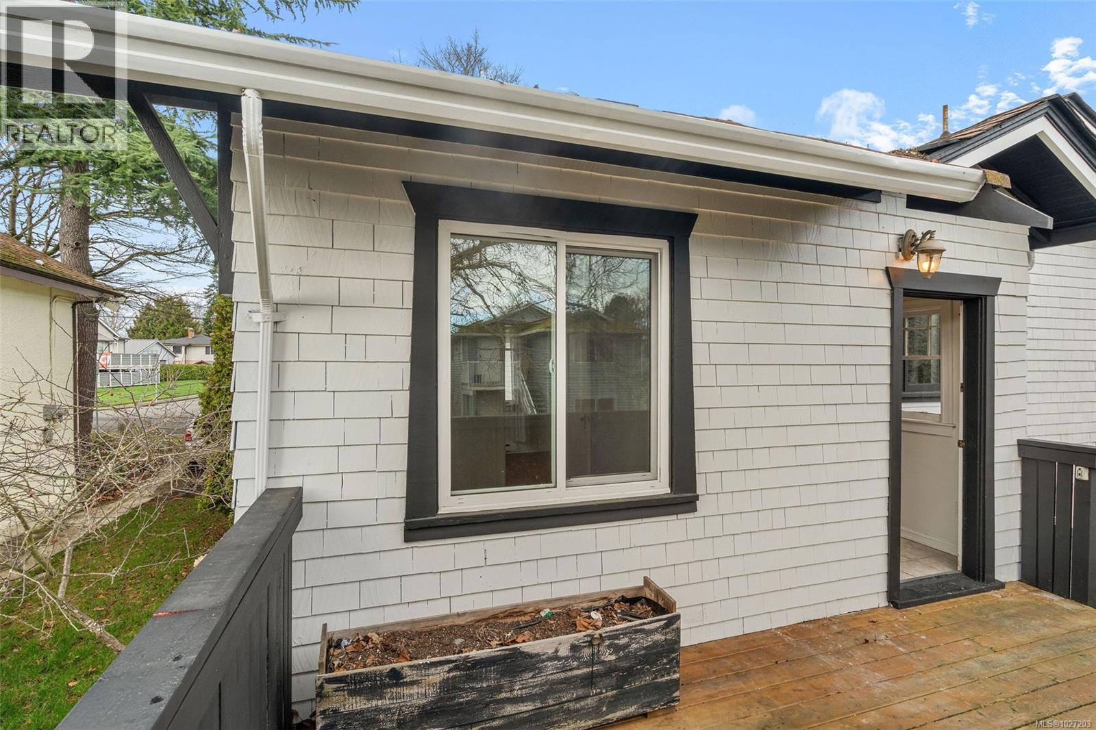  3107 Balfour Avenue, Victoria