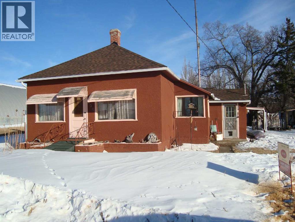 204 FIRST STREET S - 1