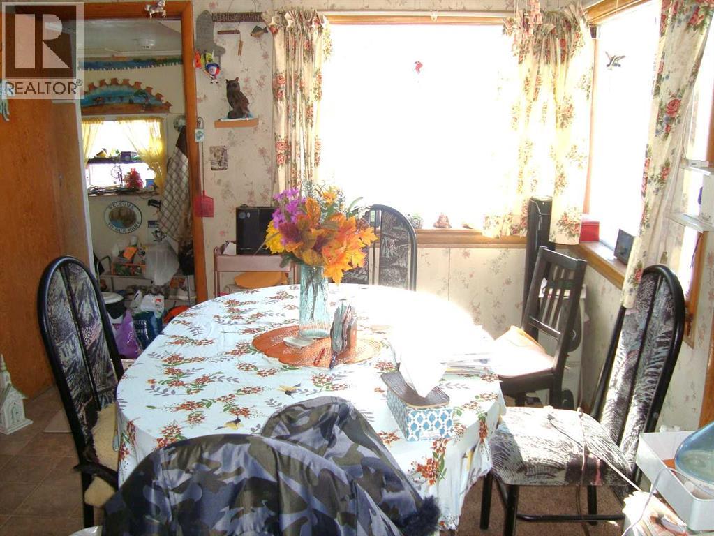 204 FIRST STREET S - 11