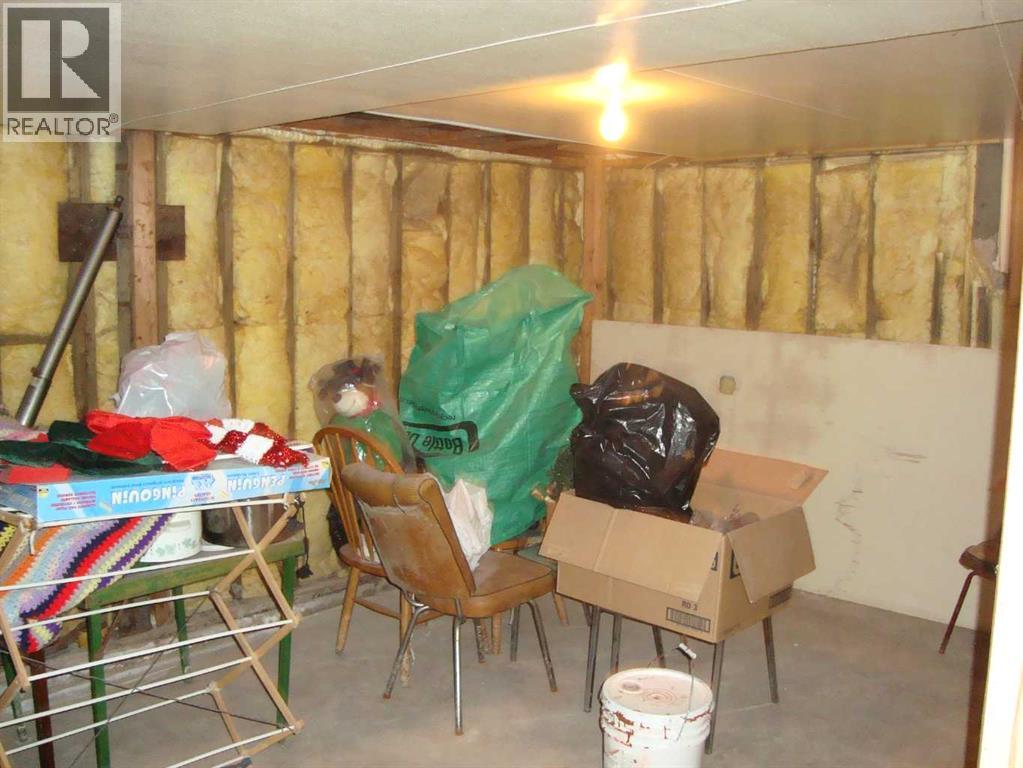 204 FIRST STREET S - 26