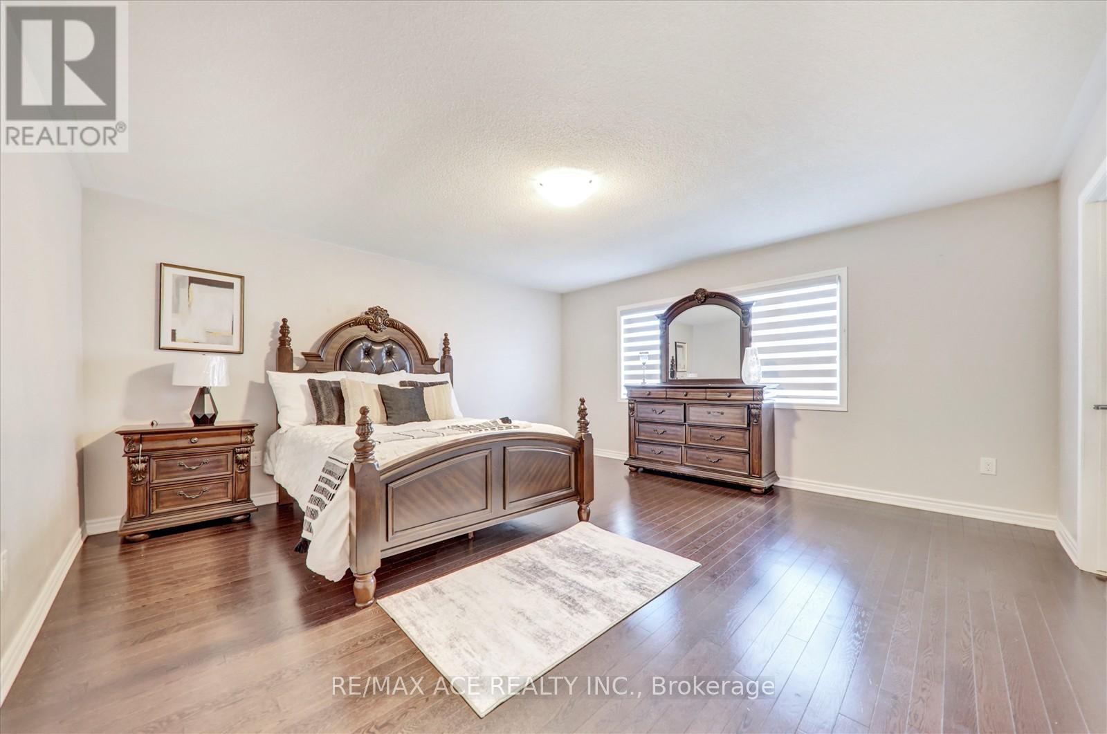 60 WESTFIELD DRIVE - 24