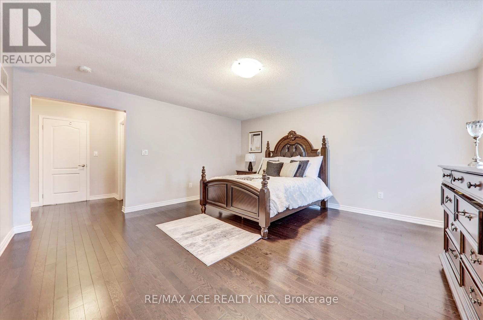 60 WESTFIELD DRIVE - 25