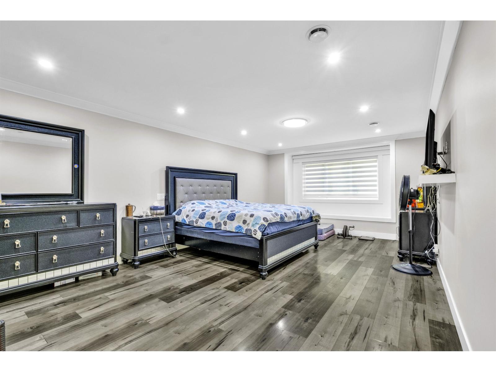 11899 74B Avenue, Delta