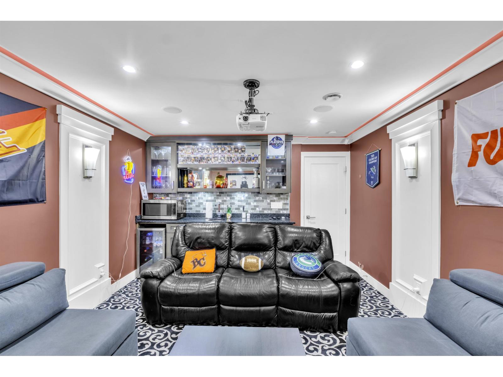 11899 74B Avenue, Delta