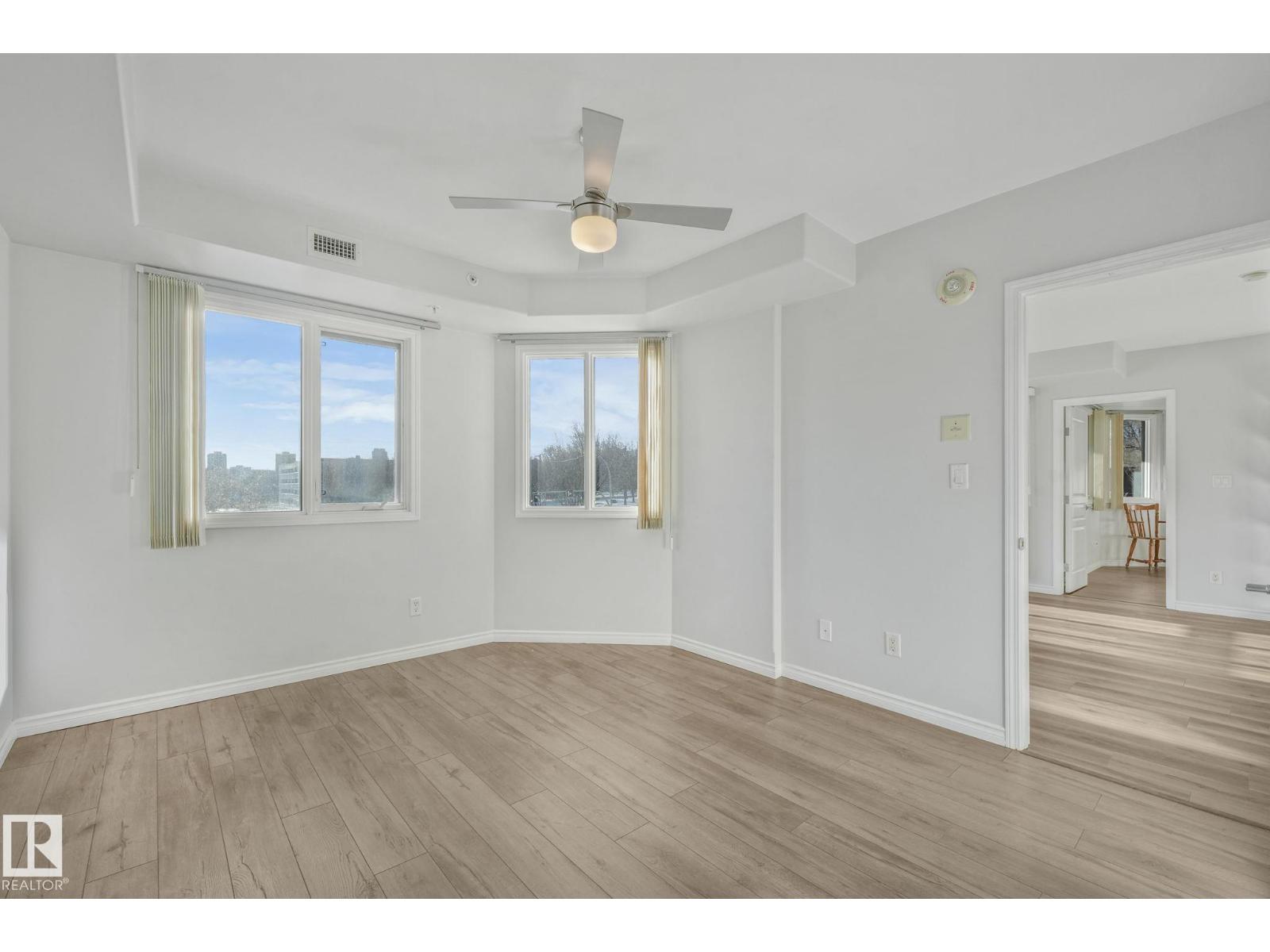 
          202 9707 106 Street NW
            <br/>
            <span>Edmonton</span>
            , 
            <span>AB</span>
             <span>T5K0B7</span>
         - Photo 34