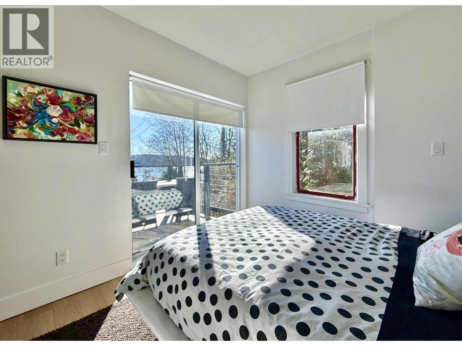 609 GLEN ROAD, Gibsons