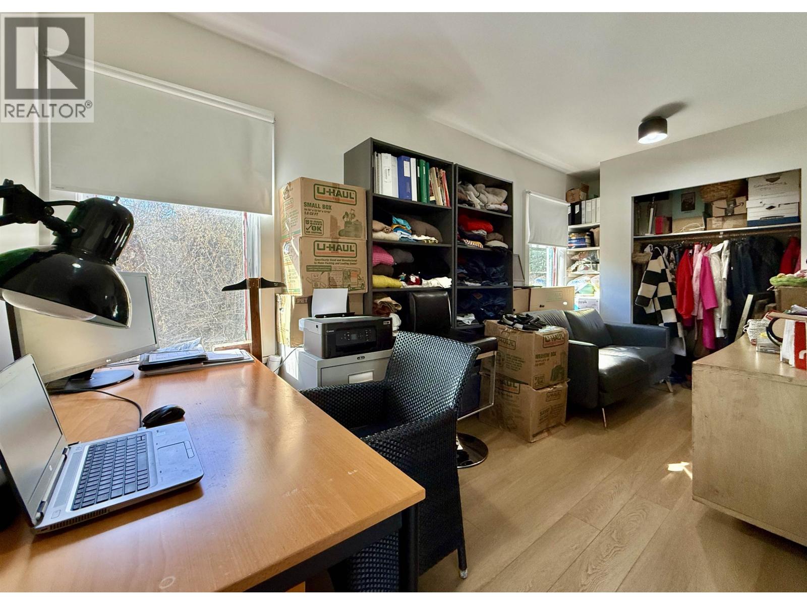 609 GLEN ROAD, Gibsons