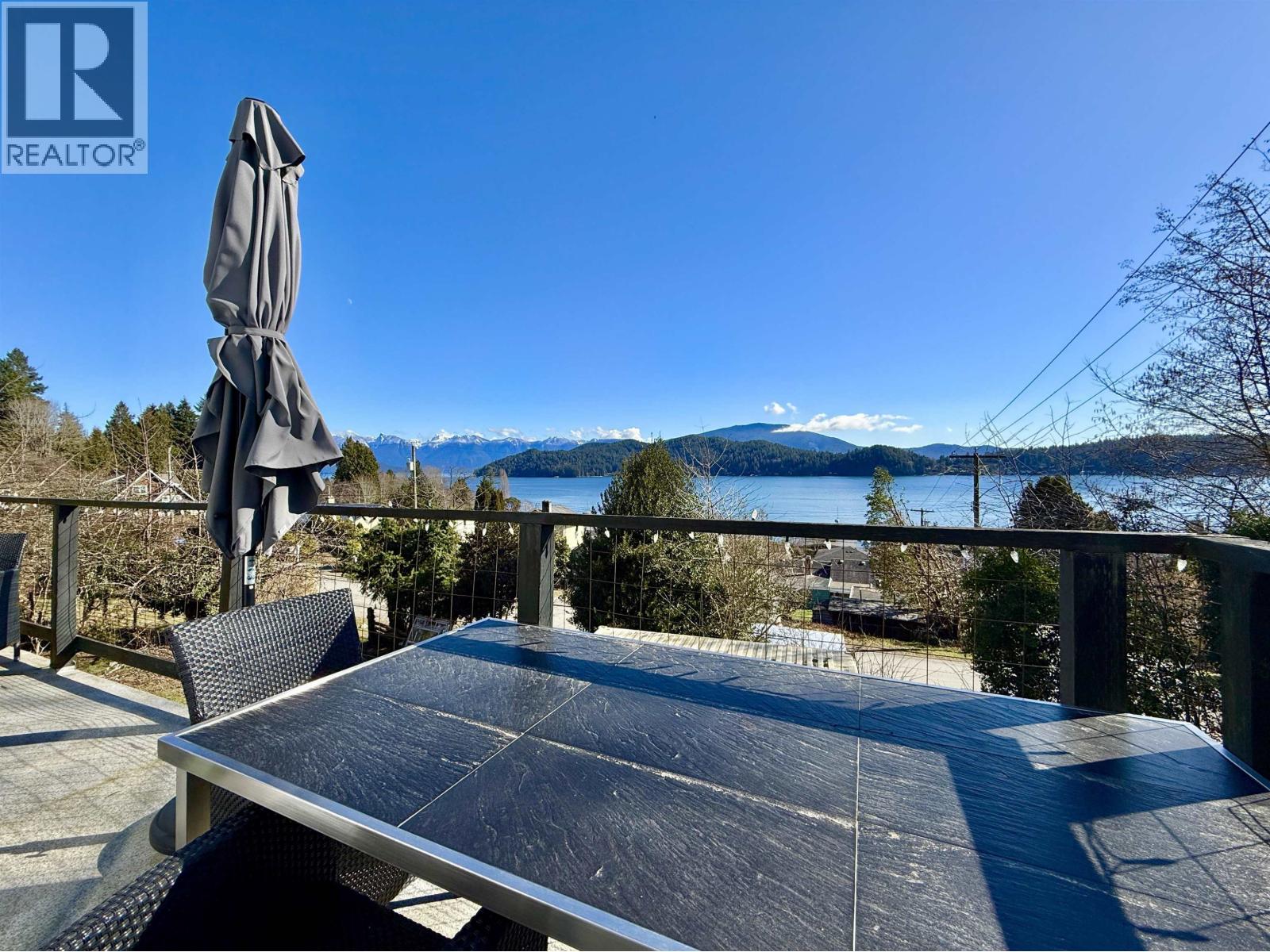 609 GLEN ROAD, Gibsons