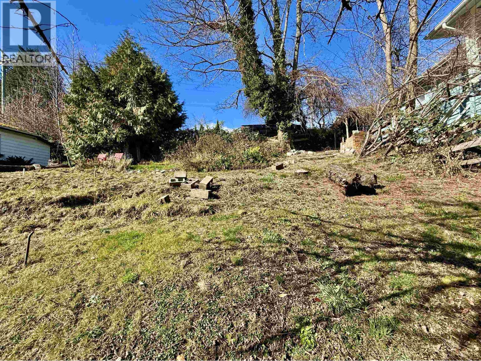 609 GLEN ROAD, Gibsons