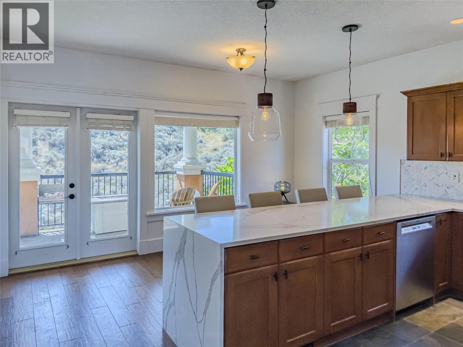 875 Sahali Terrace Unit# 13, Kamloops