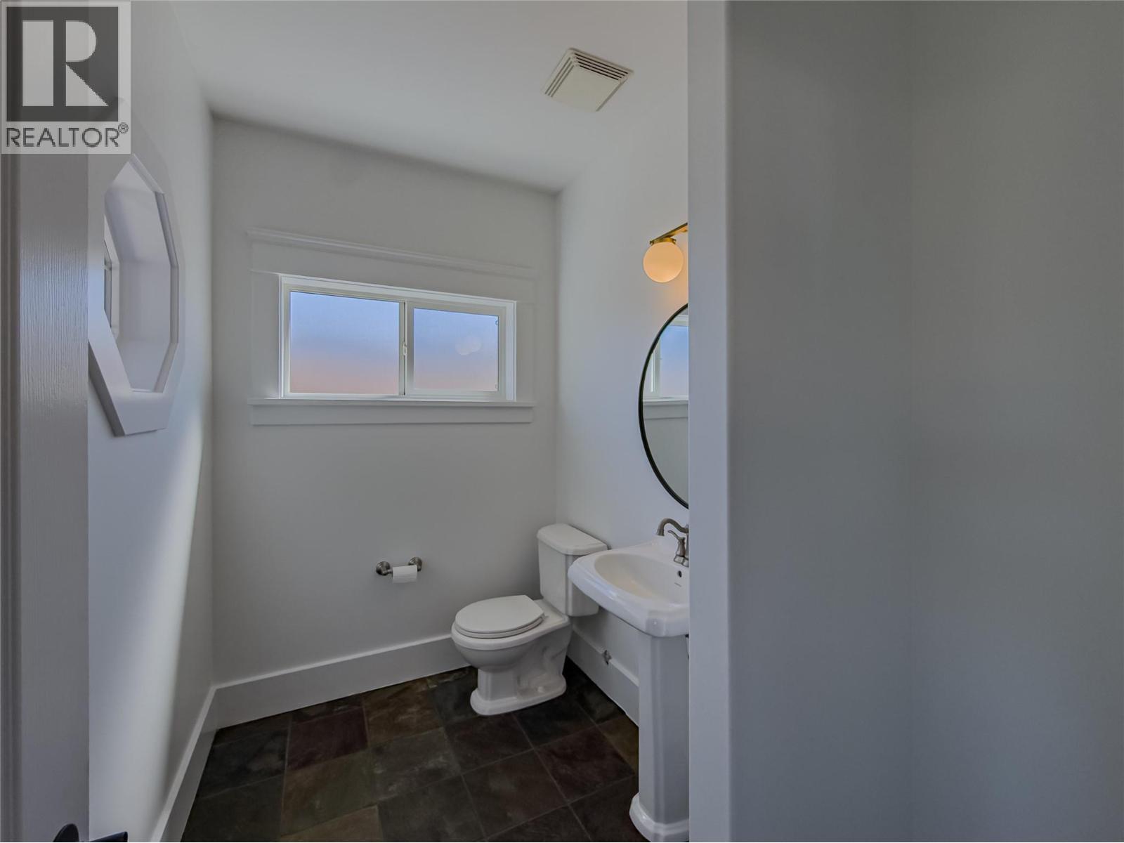 875 Sahali Terrace Unit# 13, Kamloops