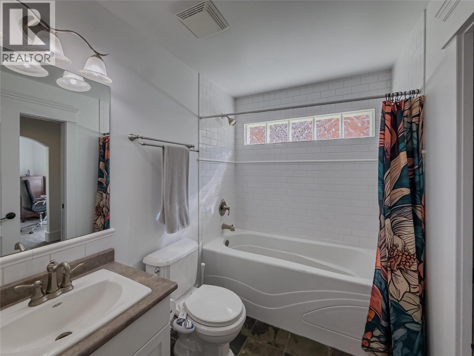 875 Sahali Terrace Unit# 13, Kamloops