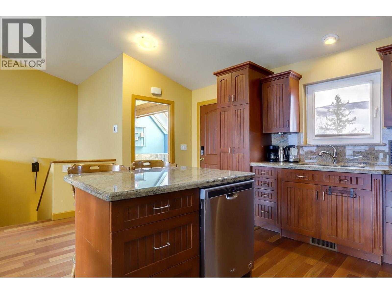 500 Old Spallumcheen Road Unit# 104, Sicamous