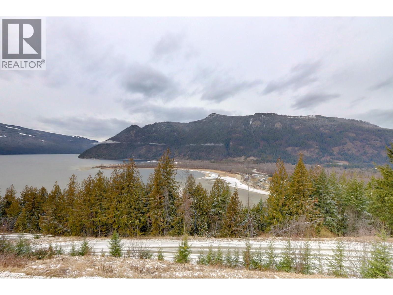 500 Old Spallumcheen Road Unit# 104, Sicamous