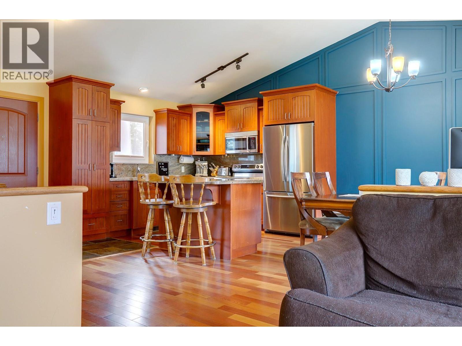 500 Old Spallumcheen Road Unit# 104, Sicamous