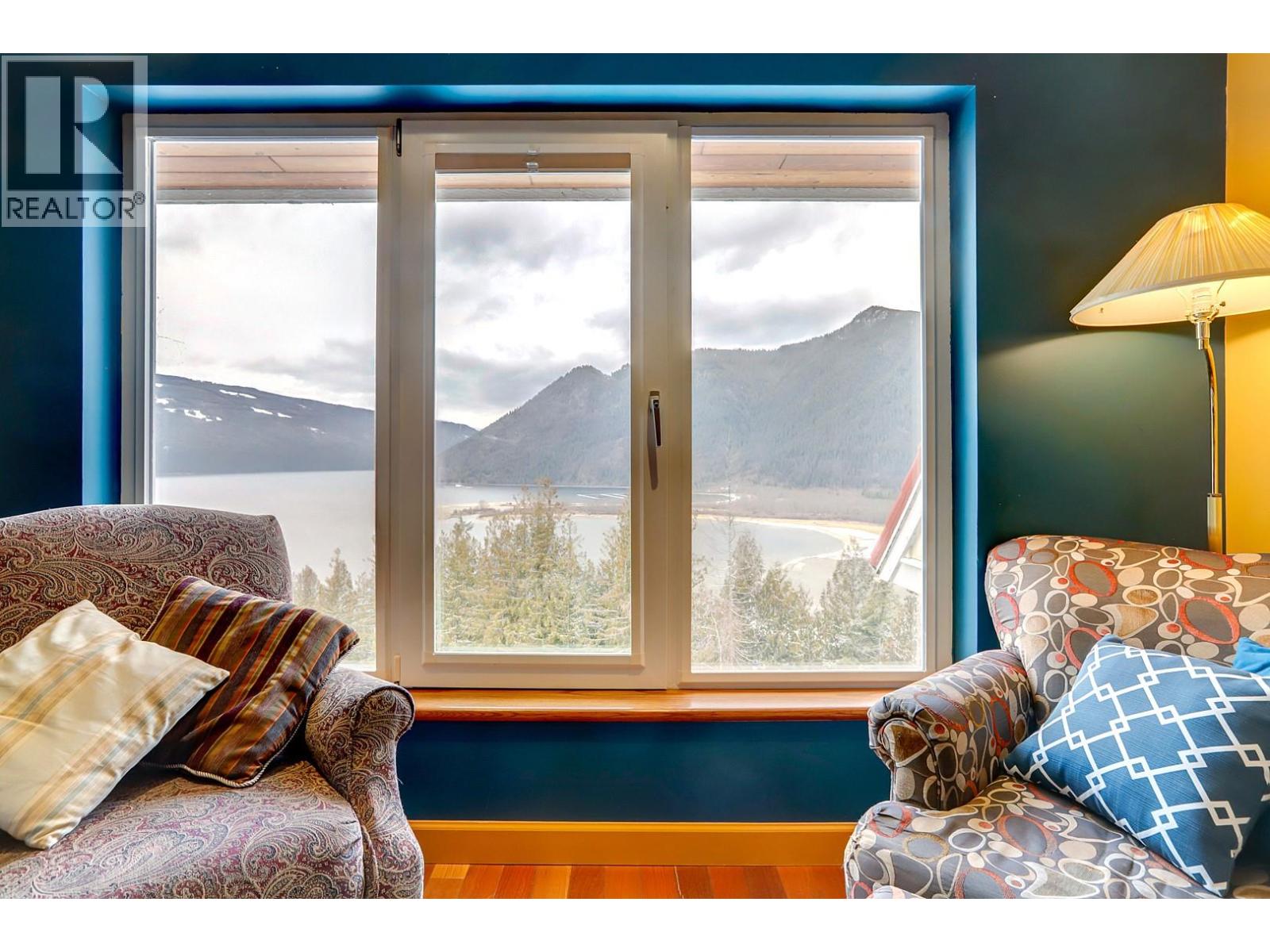 500 Old Spallumcheen Road Unit# 104, Sicamous