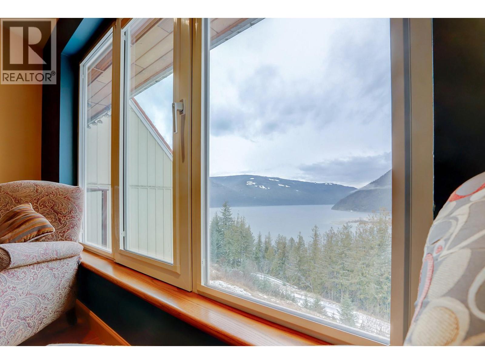 500 Old Spallumcheen Road Unit# 104, Sicamous