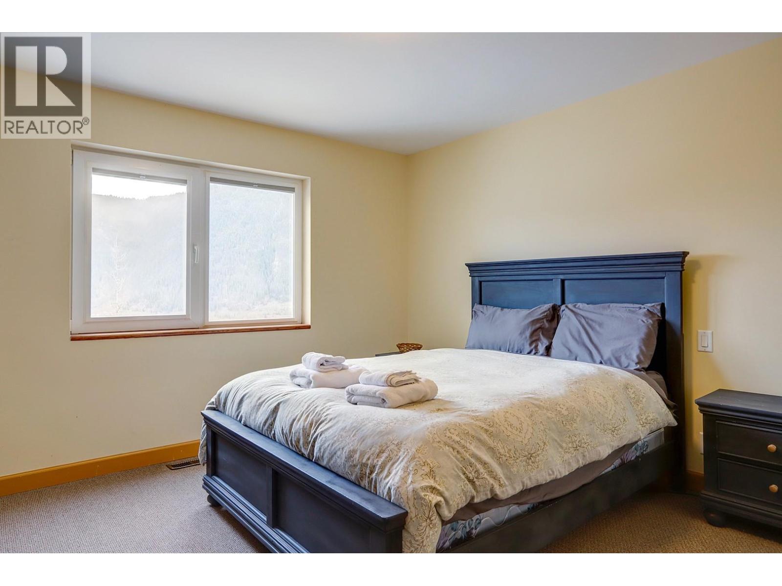 500 Old Spallumcheen Road Unit# 104, Sicamous