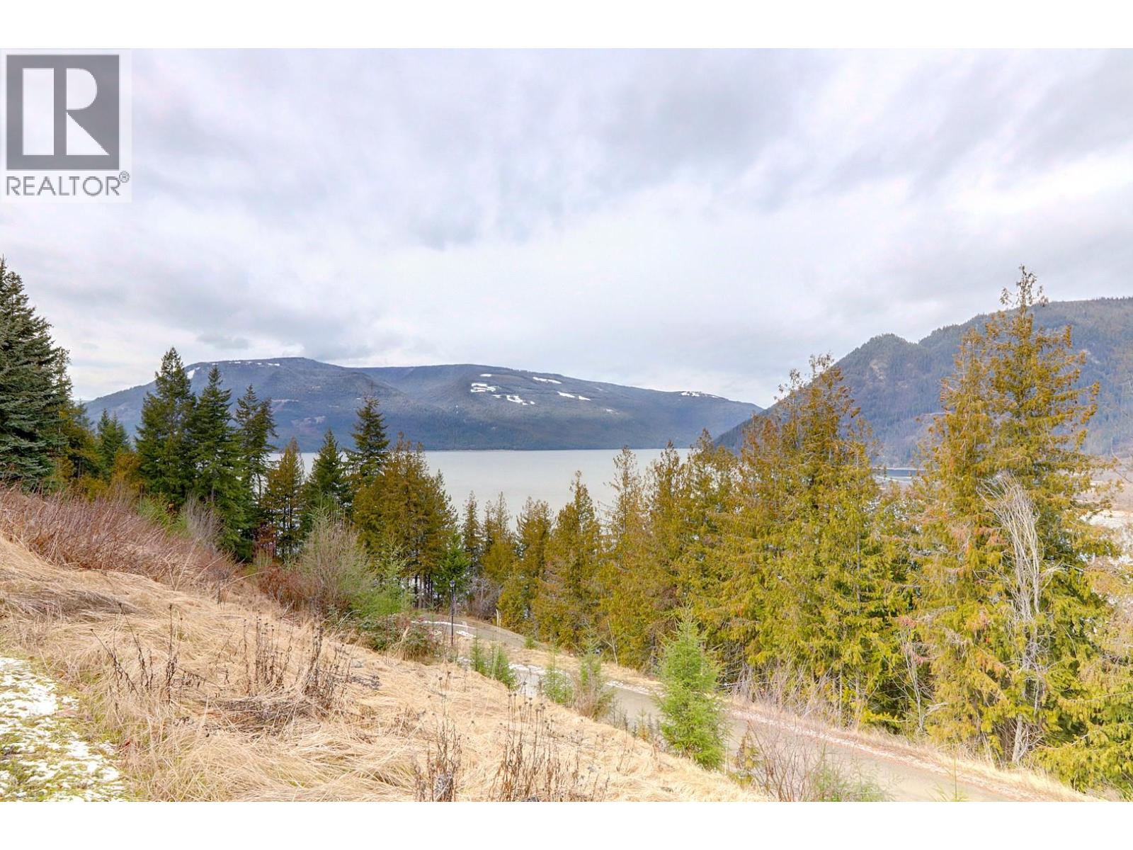 500 Old Spallumcheen Road Unit# 104, Sicamous