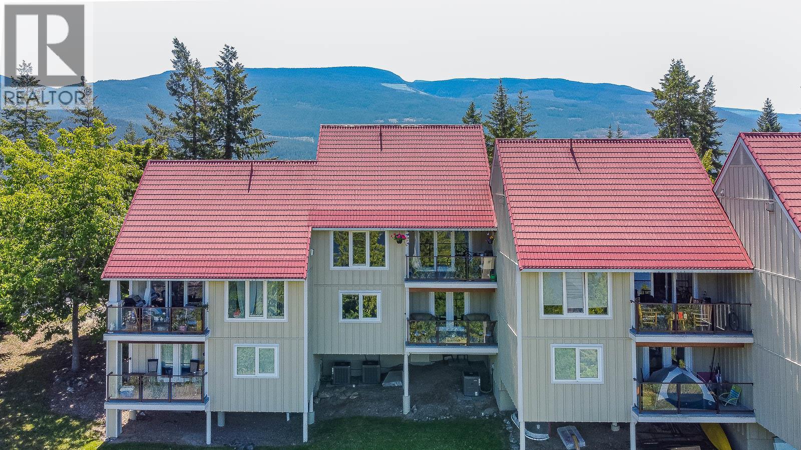 500 Old Spallumcheen Road Unit# 104, Sicamous