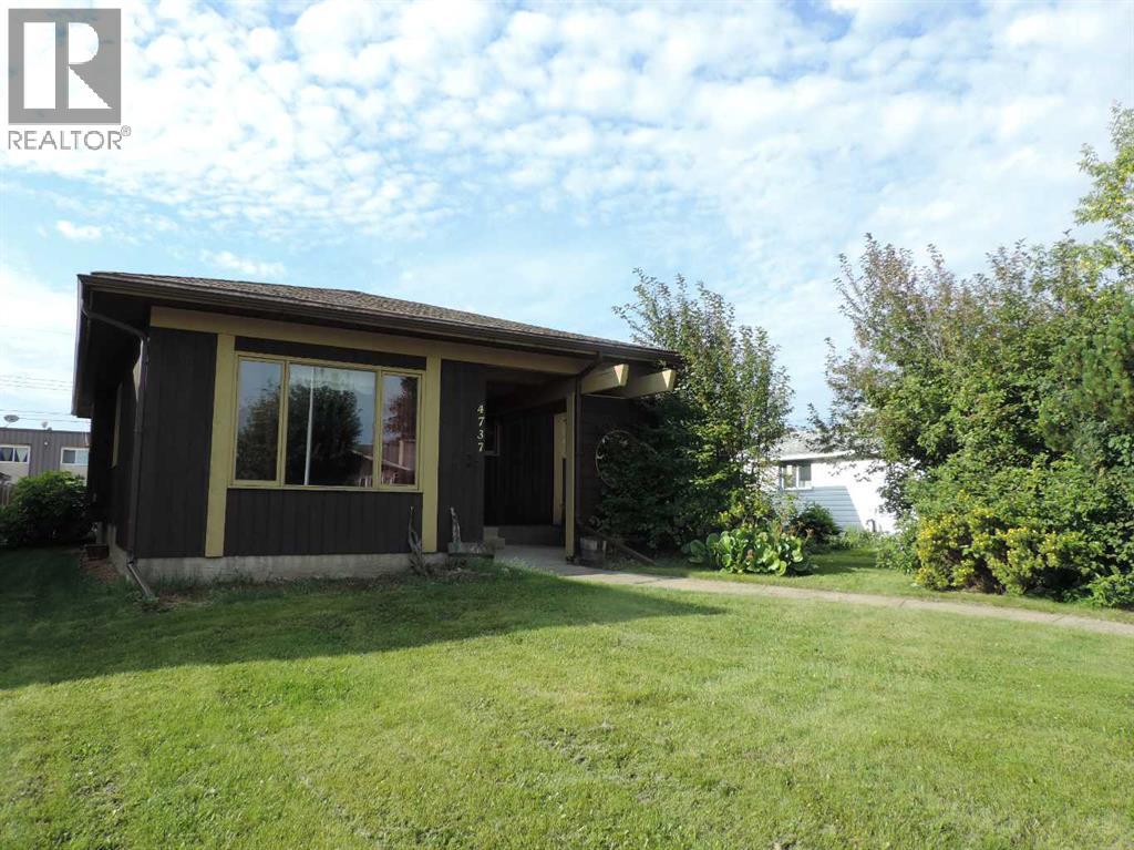 4737 54 Avenue - Photo 4 of 35, Rimbey, Alberta