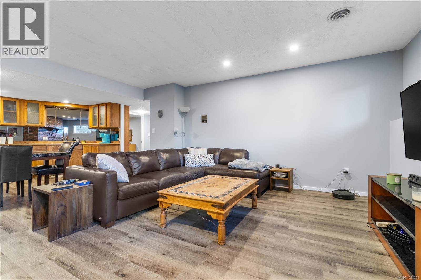 6524 Bella Vista Dr, Central Saanich