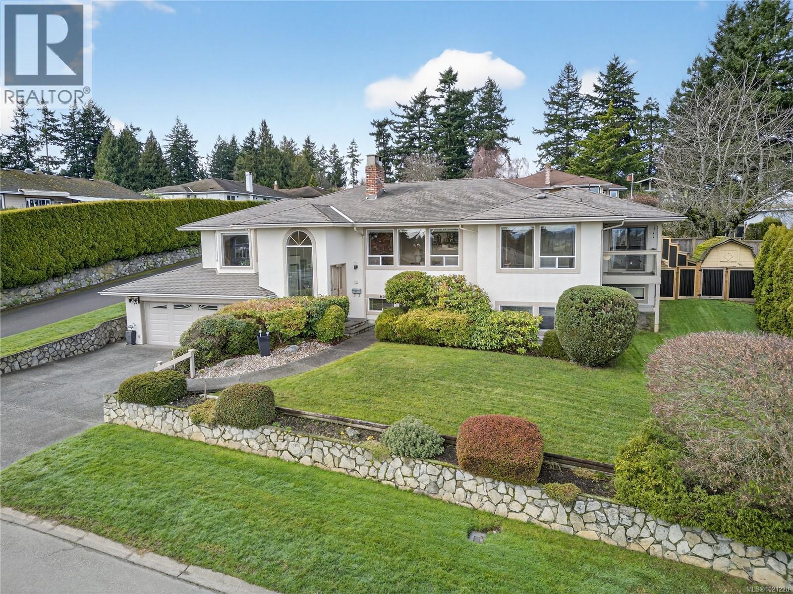 6524 Bella Vista Dr, Central Saanich