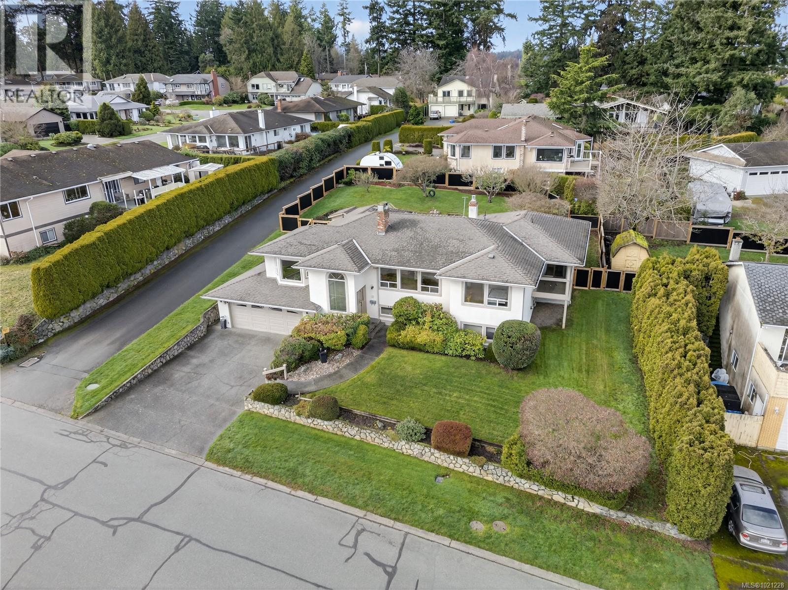 6524 Bella Vista Dr, Central Saanich