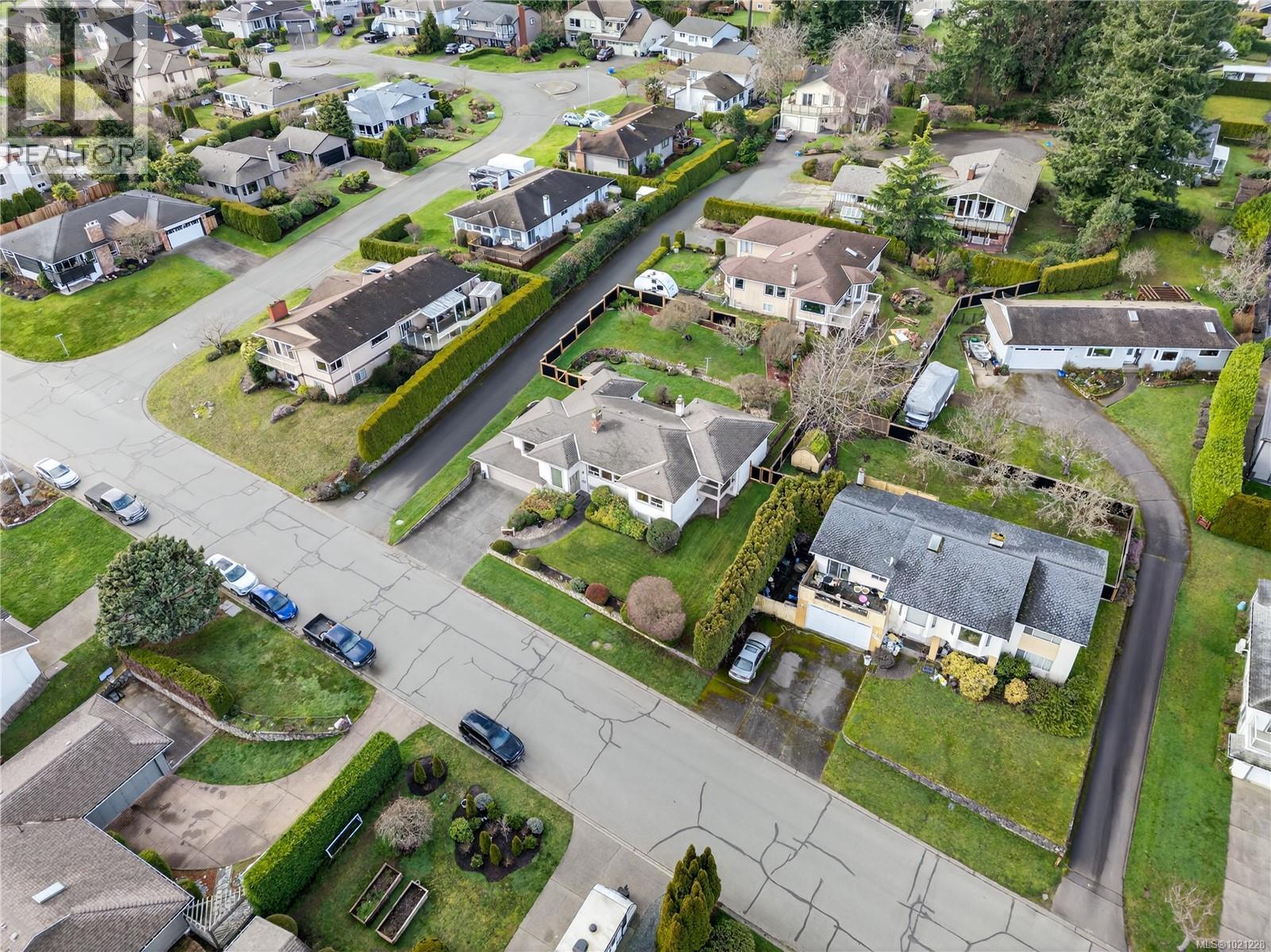 6524 Bella Vista Dr, Central Saanich