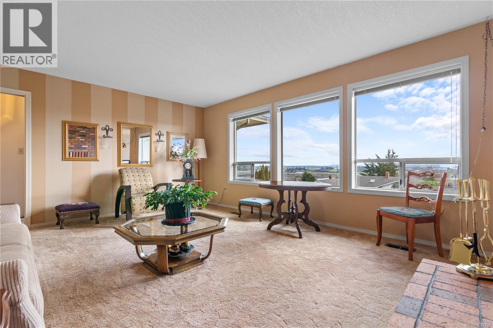 6524 Bella Vista Dr, Central Saanich