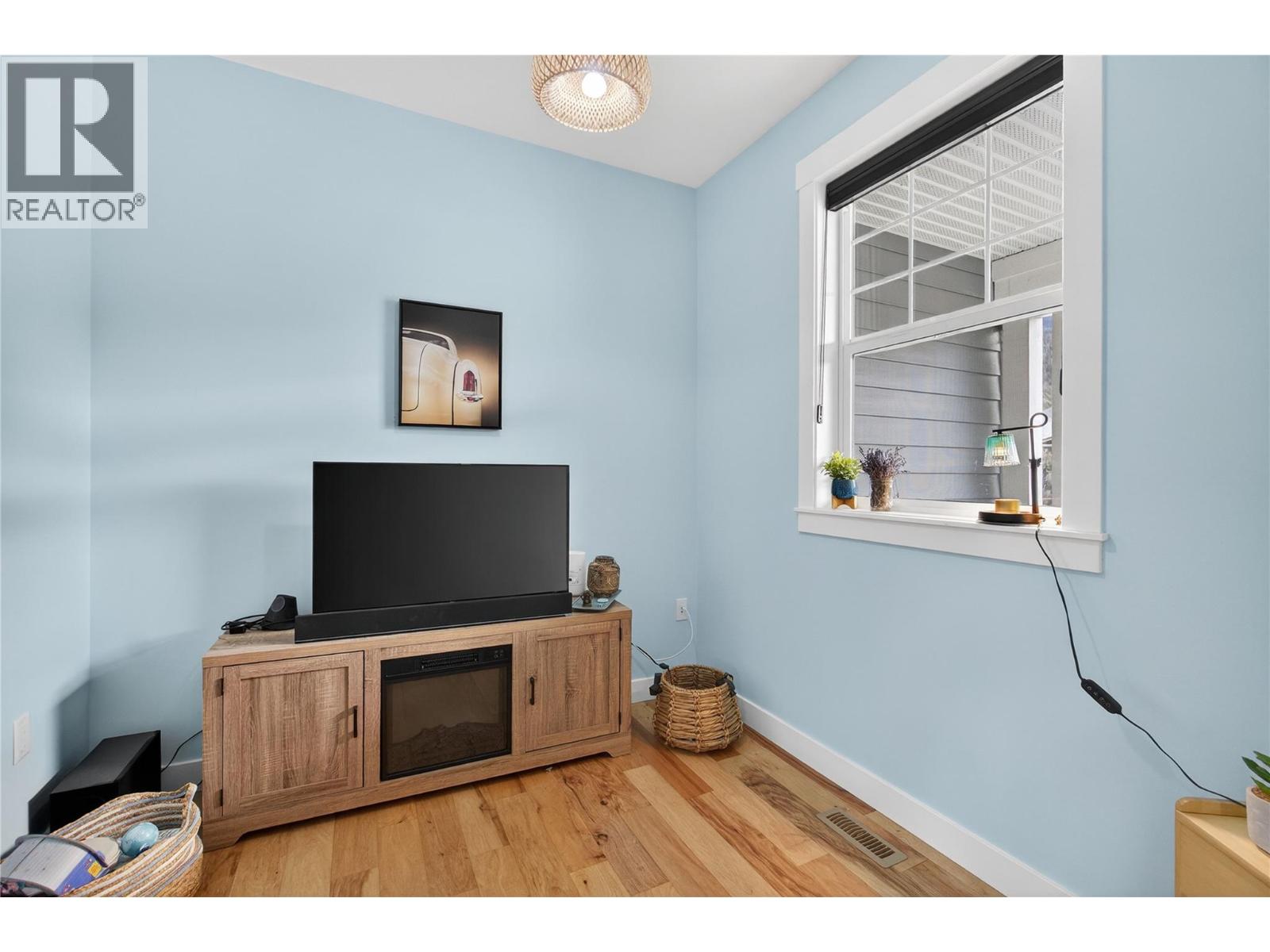 1330 10 Street SW Unit# 1, Salmon Arm