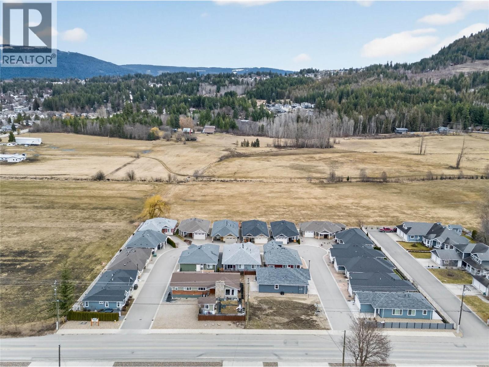 1330 10 Street SW Unit# 1, Salmon Arm