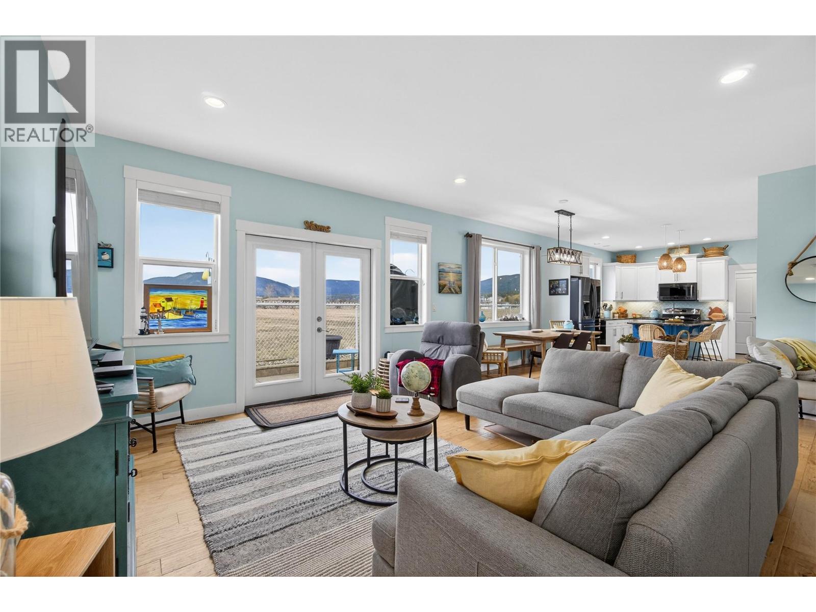 1330 10 Street SW Unit# 1, Salmon Arm