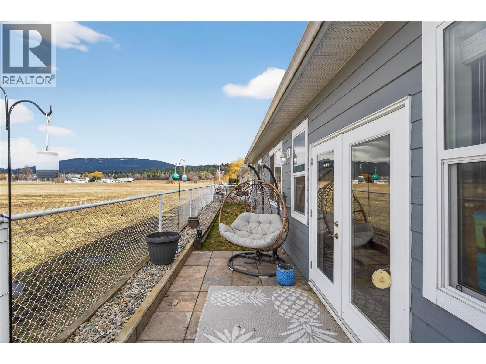 1330 10 Street SW Unit# 1, Salmon Arm