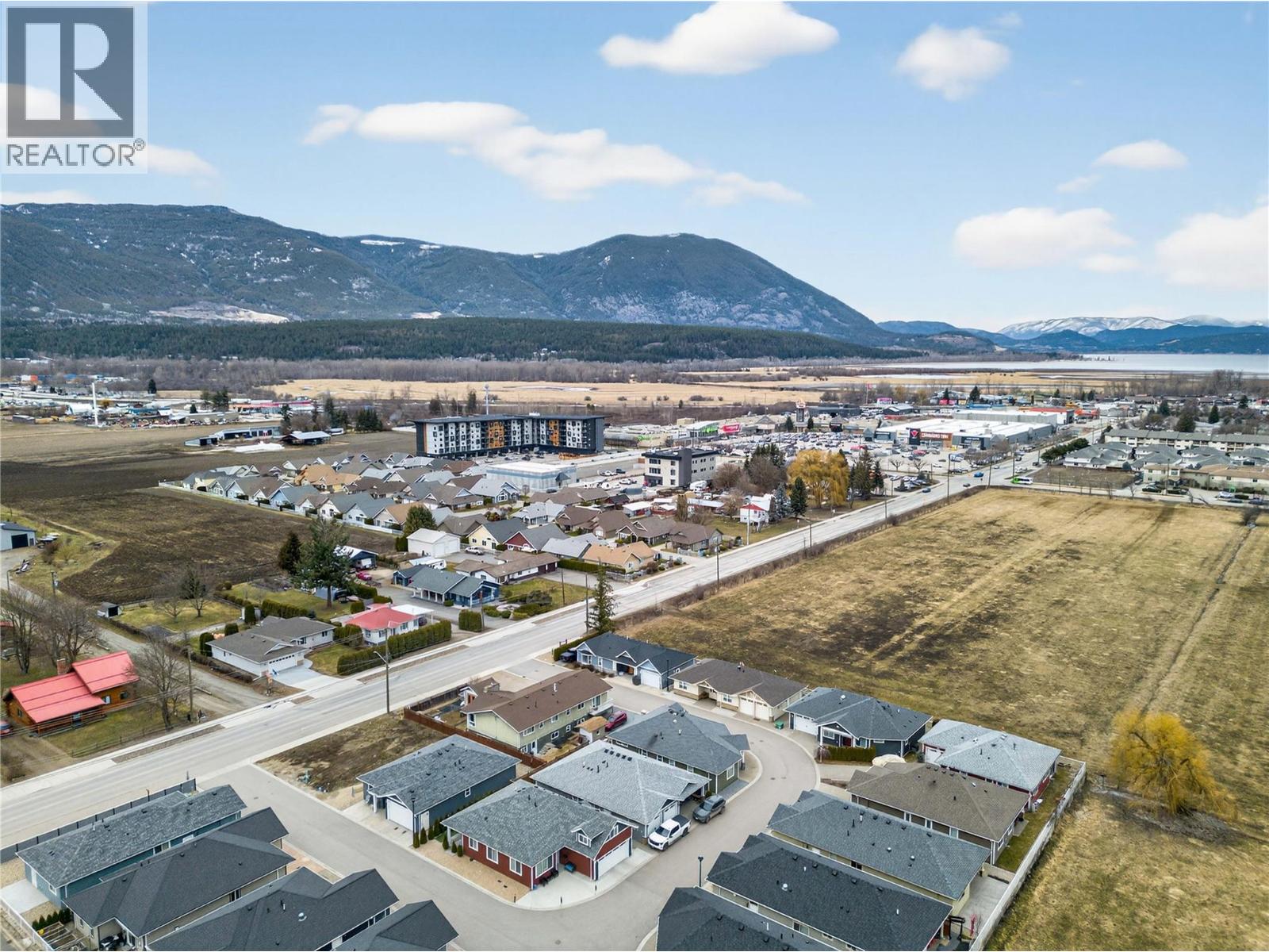 1330 10 Street SW Unit# 1, Salmon Arm