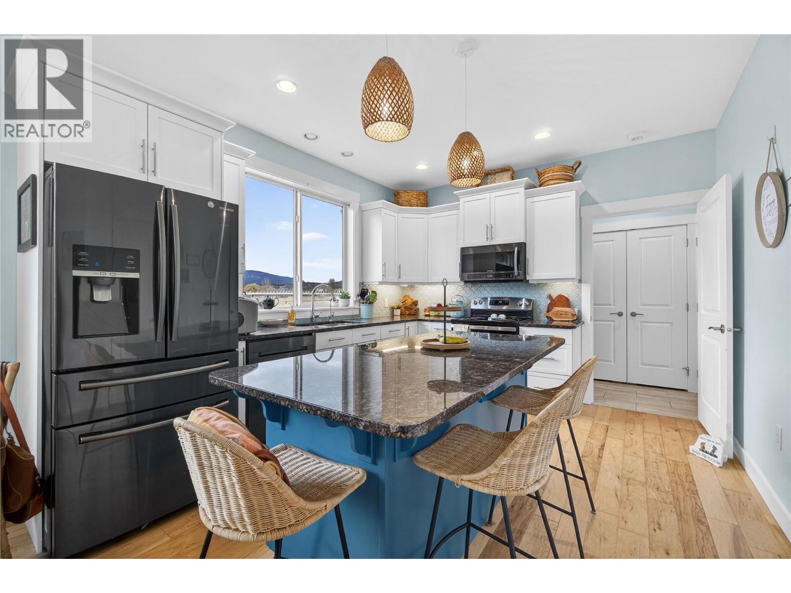#1 1330 10 Street SW - 11