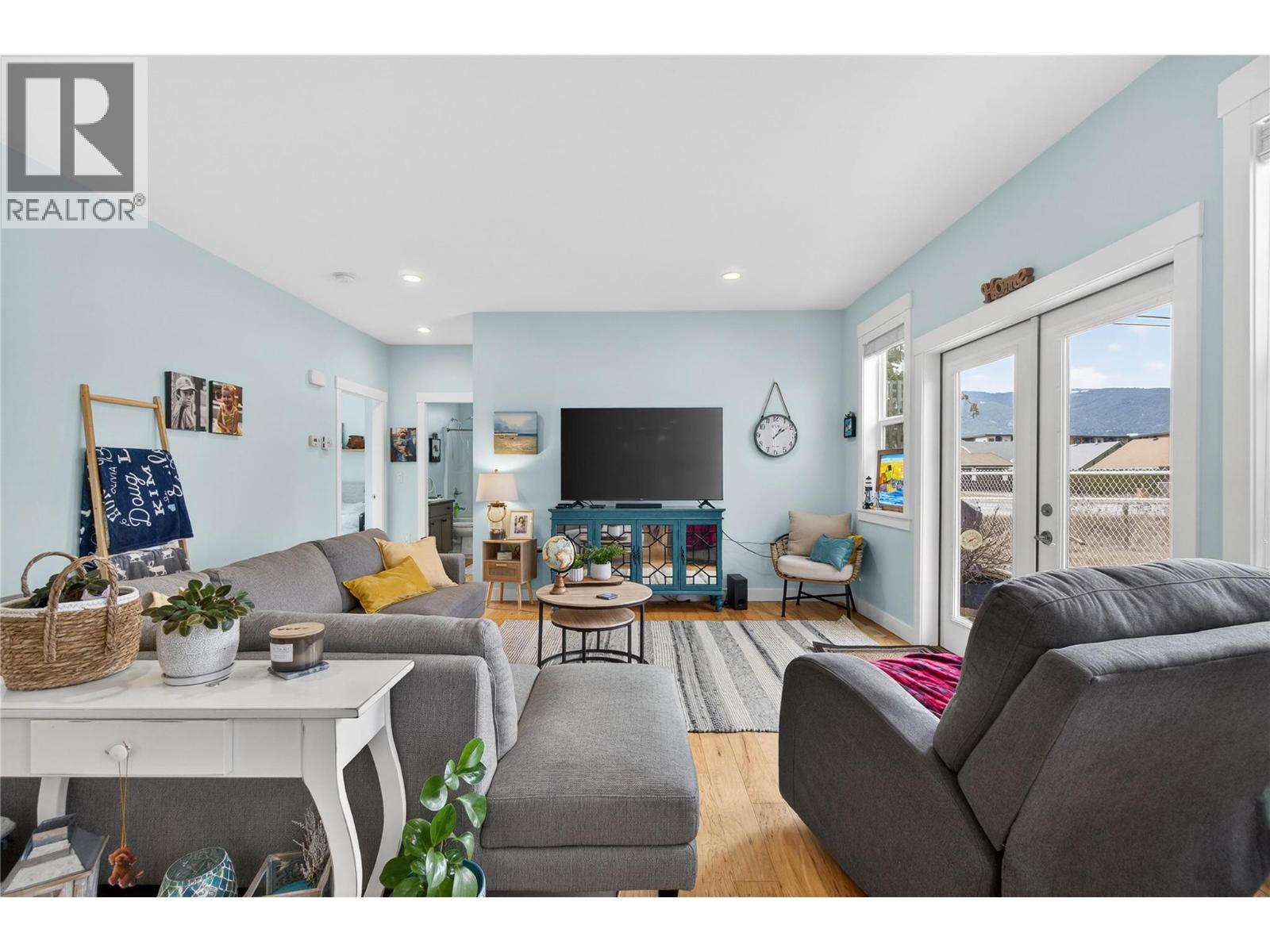 1330 10 Street SW Unit# 1, Salmon Arm