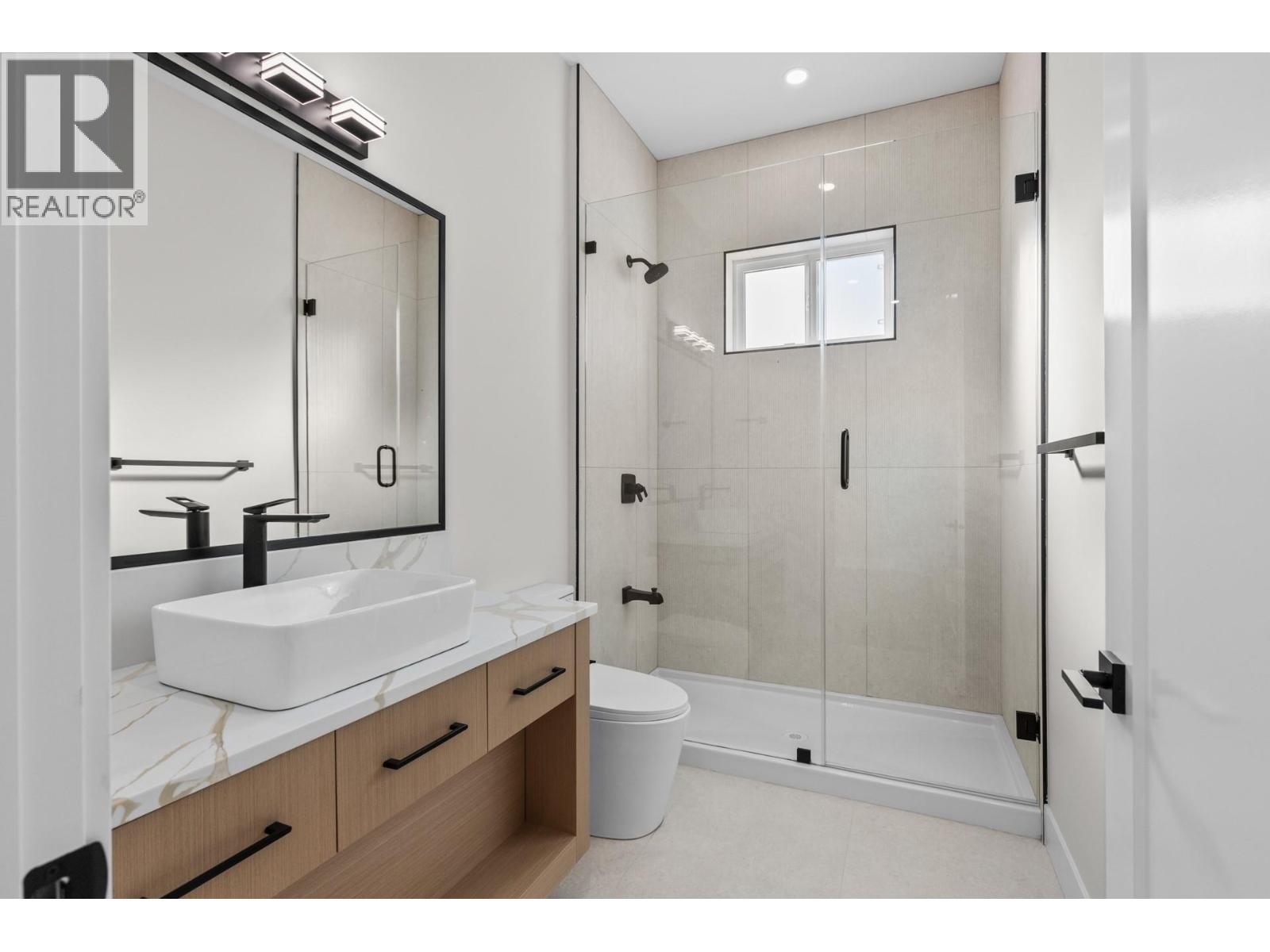 6052 Gerrie Road, Peachland