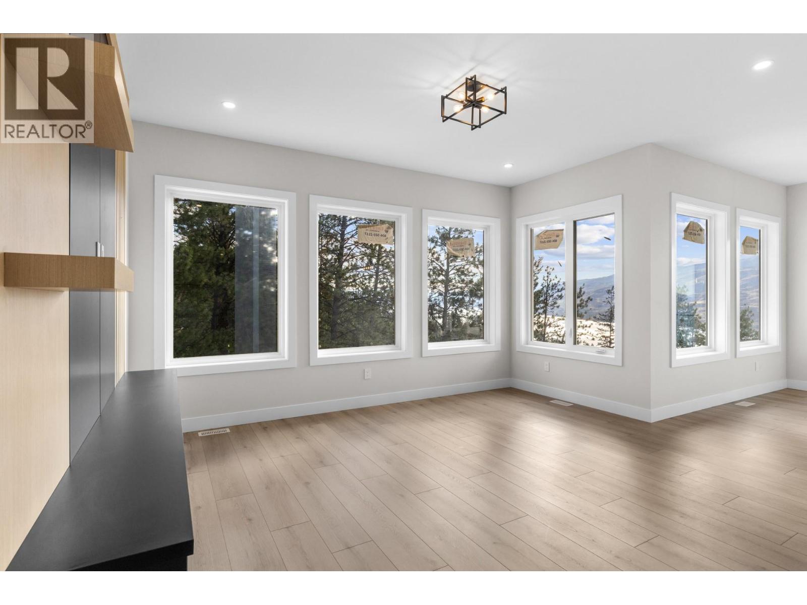 6052 Gerrie Road, Peachland