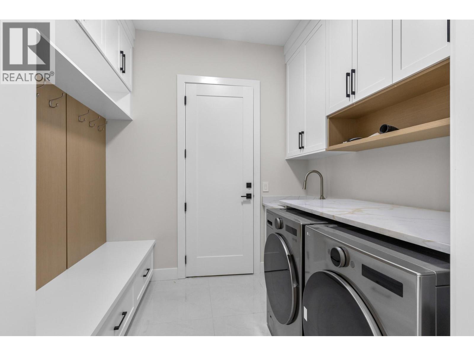 6052 Gerrie Road, Peachland